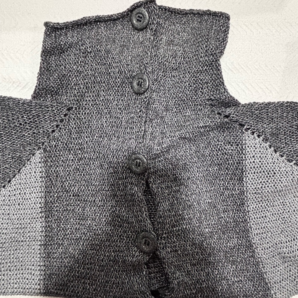 Elegant Black and Gray Women's Cardigan - Picture 10 of 12